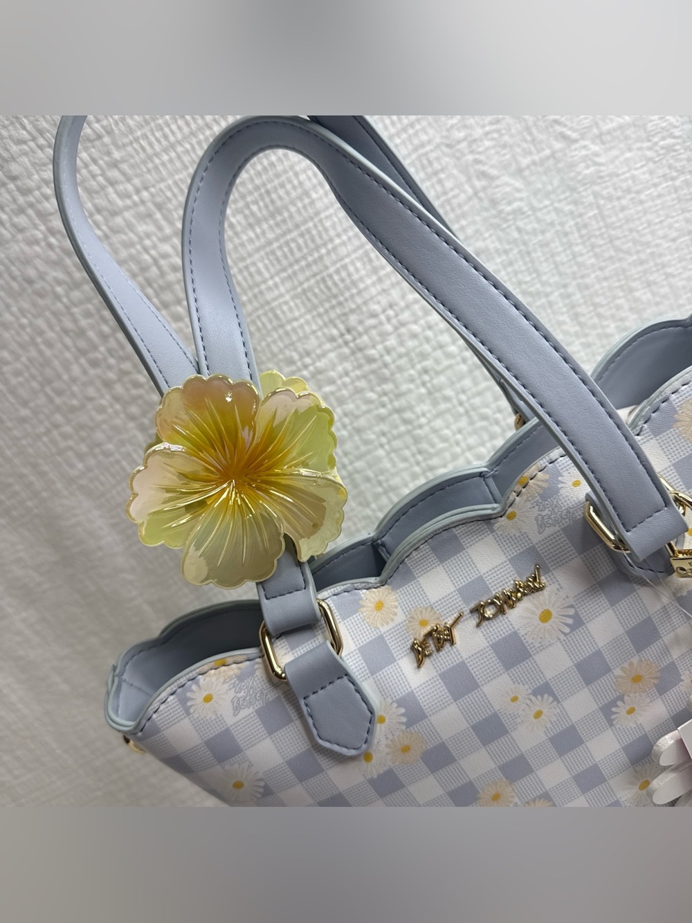 Betsey Johnson Blue Gingham Daisy XOBLOOM w/ Detachable Strap & Charm 🌼 - Picture 3 of 8